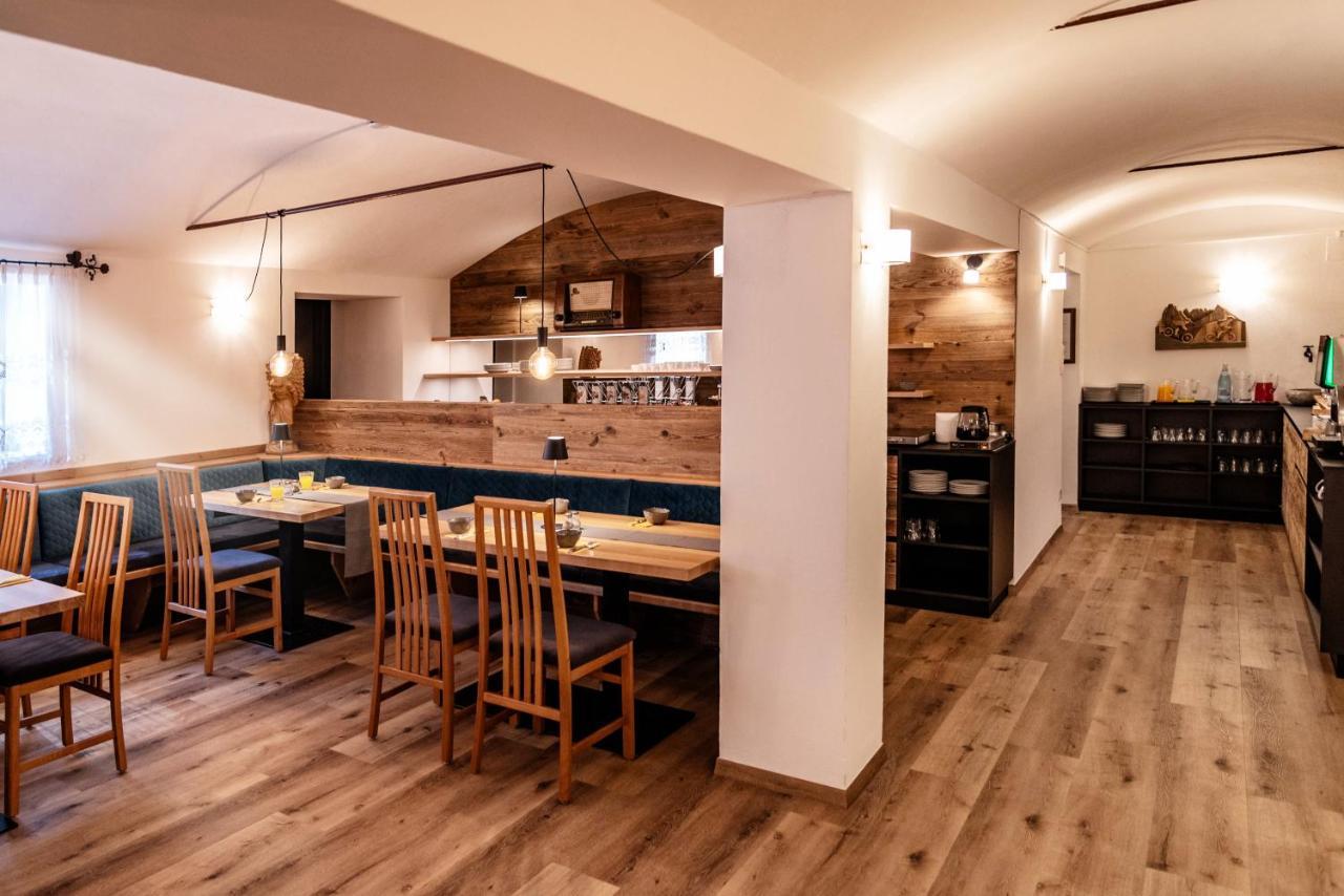 Appartement- Und Wellnesshotel Winkler Falzes Ngoại thất bức ảnh