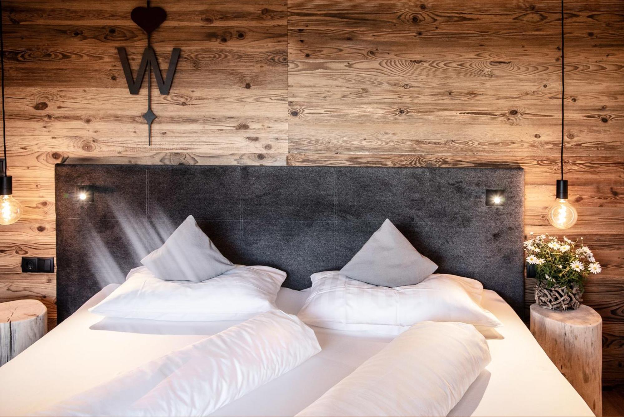 Appartement- Und Wellnesshotel Winkler Falzes Ngoại thất bức ảnh